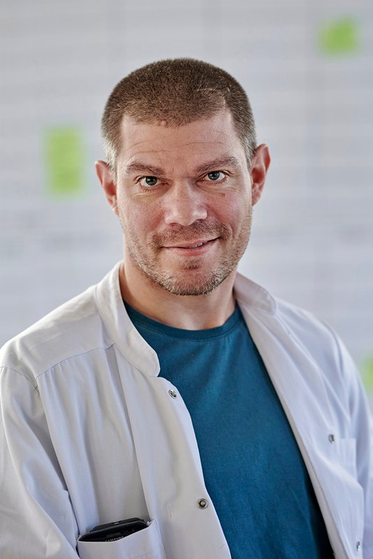 Portrætfoto af neurolog Sigge Weisdorf