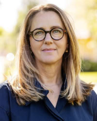 Portræt af Lisbeth Nielsen, administrerende direktør, Filadelfia