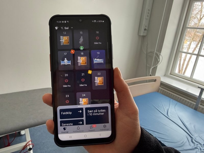 Skærm med figurer, som monitorerer patienter på Center for Neurorehabilitiering, 2026