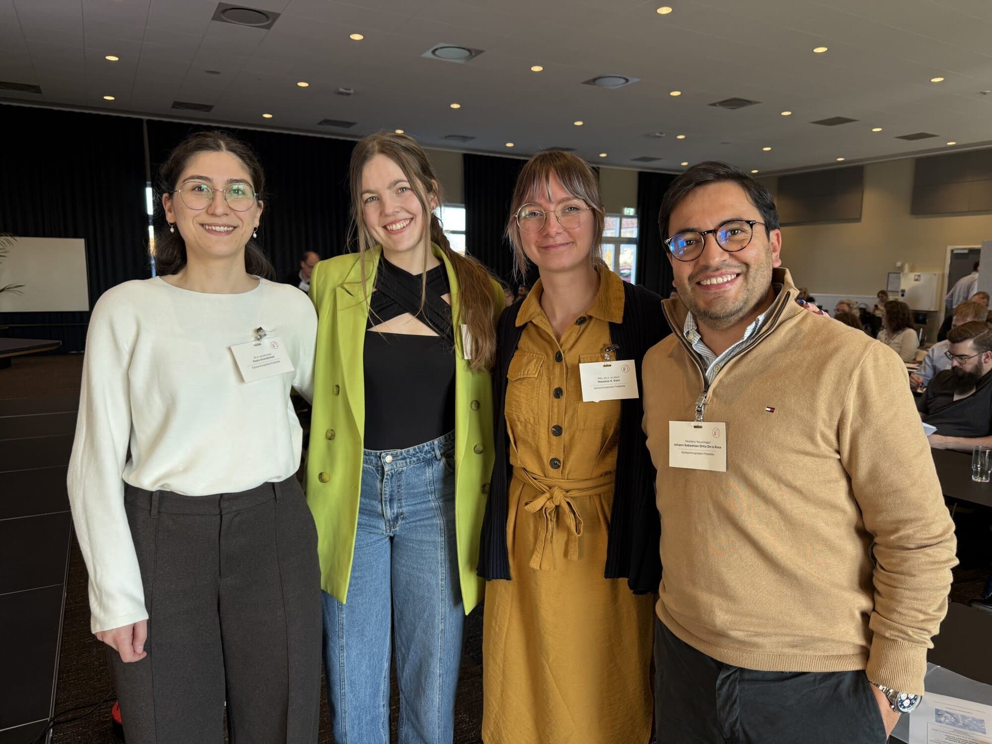 Unge forskere som var udvalgt til at konkurrere om 'den unge forskerpris' ved DES forårsmøde