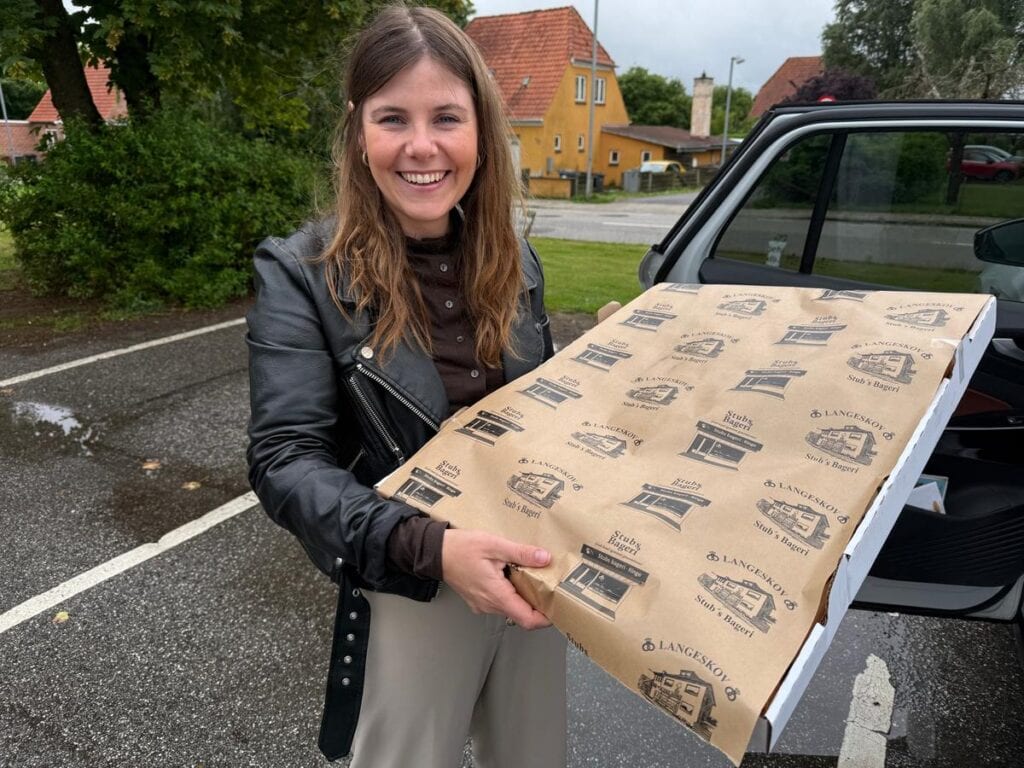 Journalist Frederikke Hobye med brunsvinger fra Fyn