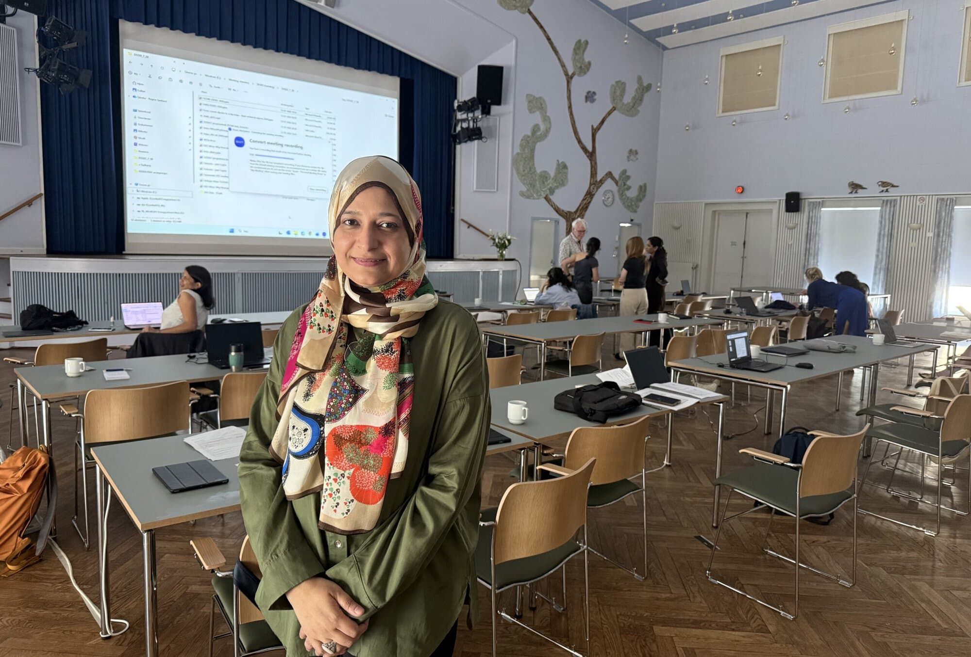Hina Naz Abbasi på sommerskolen 2026